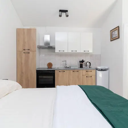 New! In 30 Meters From The Sea - Ta Leut Agency * Petrcane