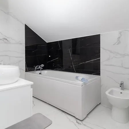 Apartmán New! In 30 Meters From The Sea - Ta Leut Agency *