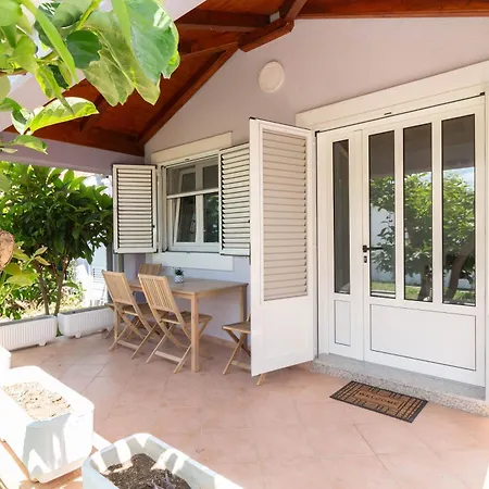 New! In 30 Meters From The Sea - Ta Leut Agency Apartmán Petrcane