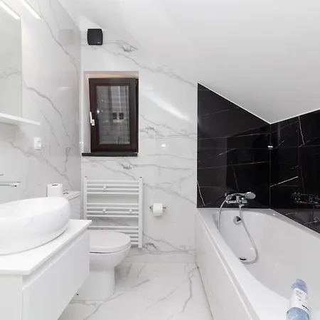 Apartmán New! In 30 Meters From The Sea - Ta Leut Agency Petrcane