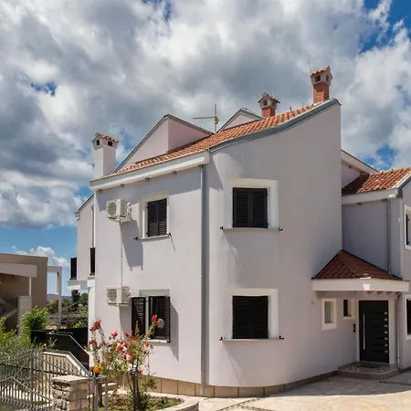 Apartmán New! In 30 Meters From The Sea - Ta Leut Agency *